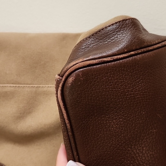 Ellington Unisex Sling Assistant Backpack Khaki Canvas/Brown leather Trim - Picture 5 of 12